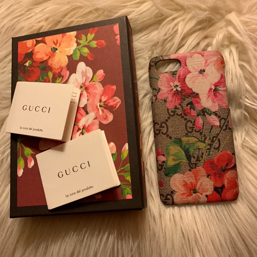 💔SOLD Gucci Bloom Case